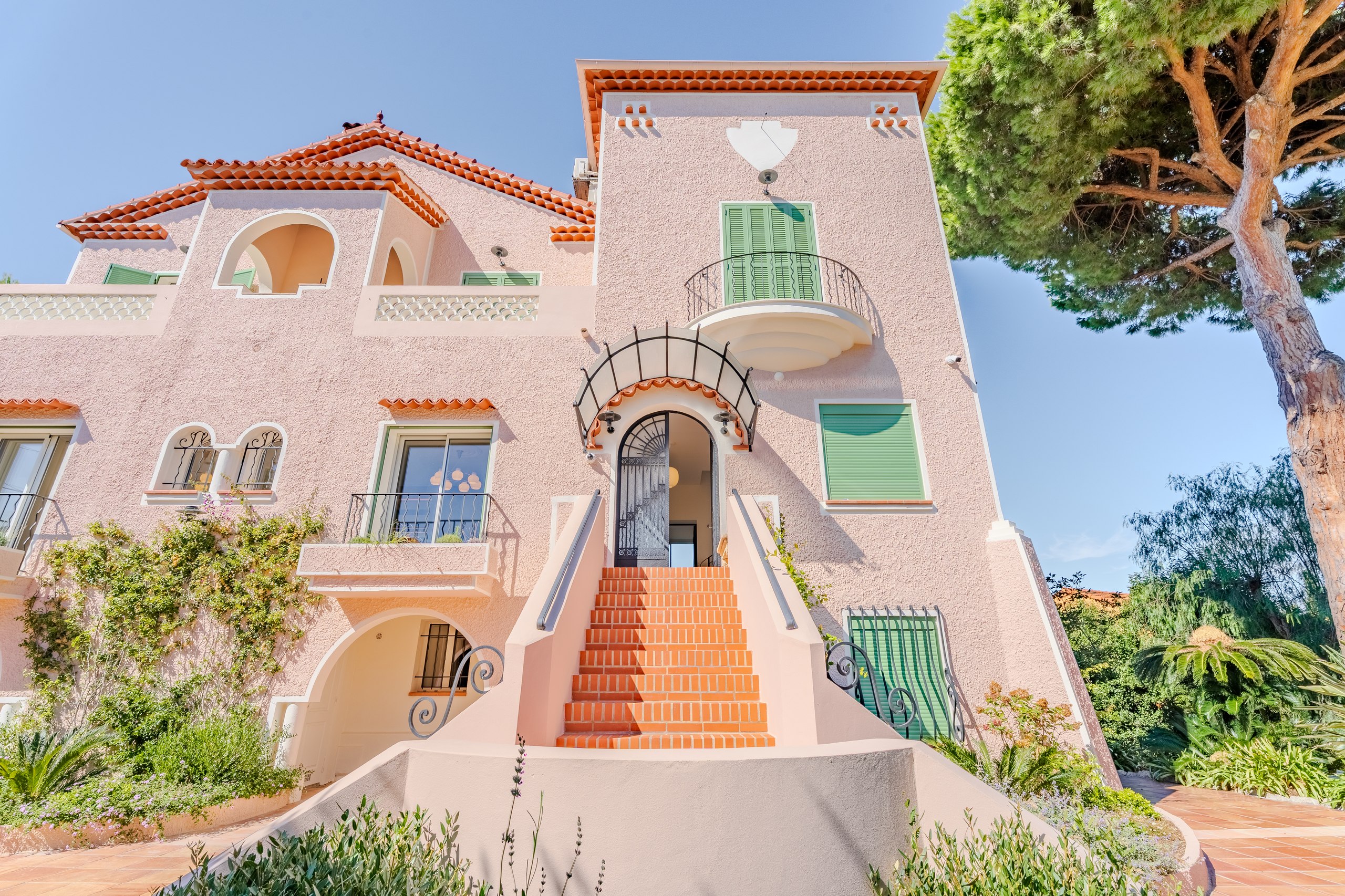 Rénovation de villa de luxe au Cap d'Antibes — Cube Heritage (vue 13)