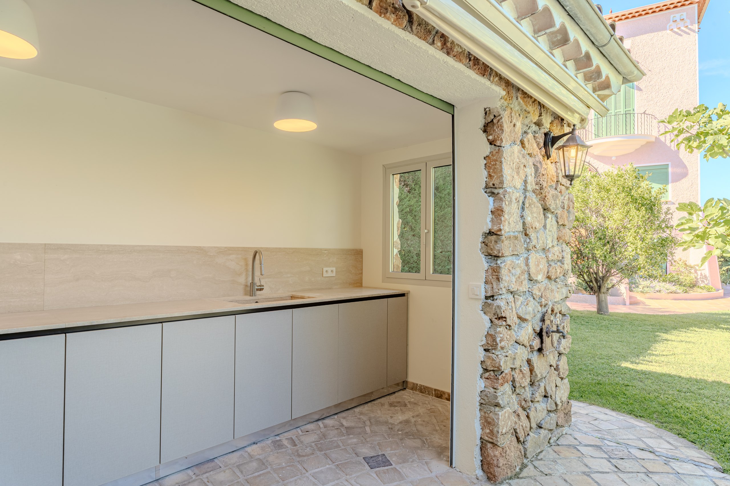 Rénovation de villa de luxe au Cap d'Antibes — Cube Heritage (vue 16)